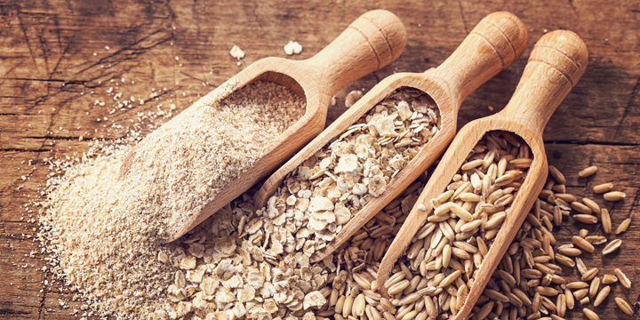 Oat flakes, seeds and bran whole grain